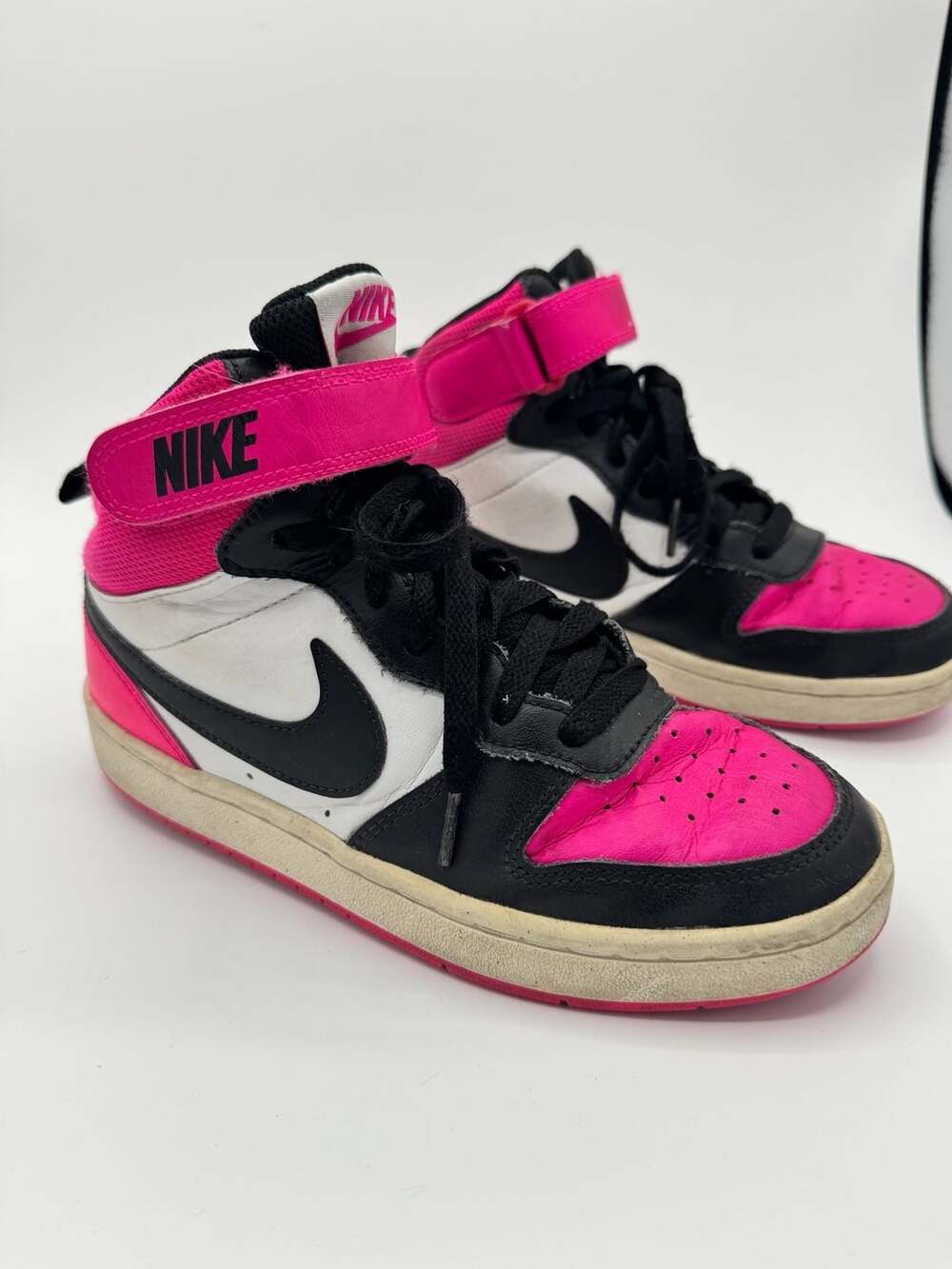 Nike Kids Day One High Top Sneakers Black Pink White Size 4Y HV0933-100